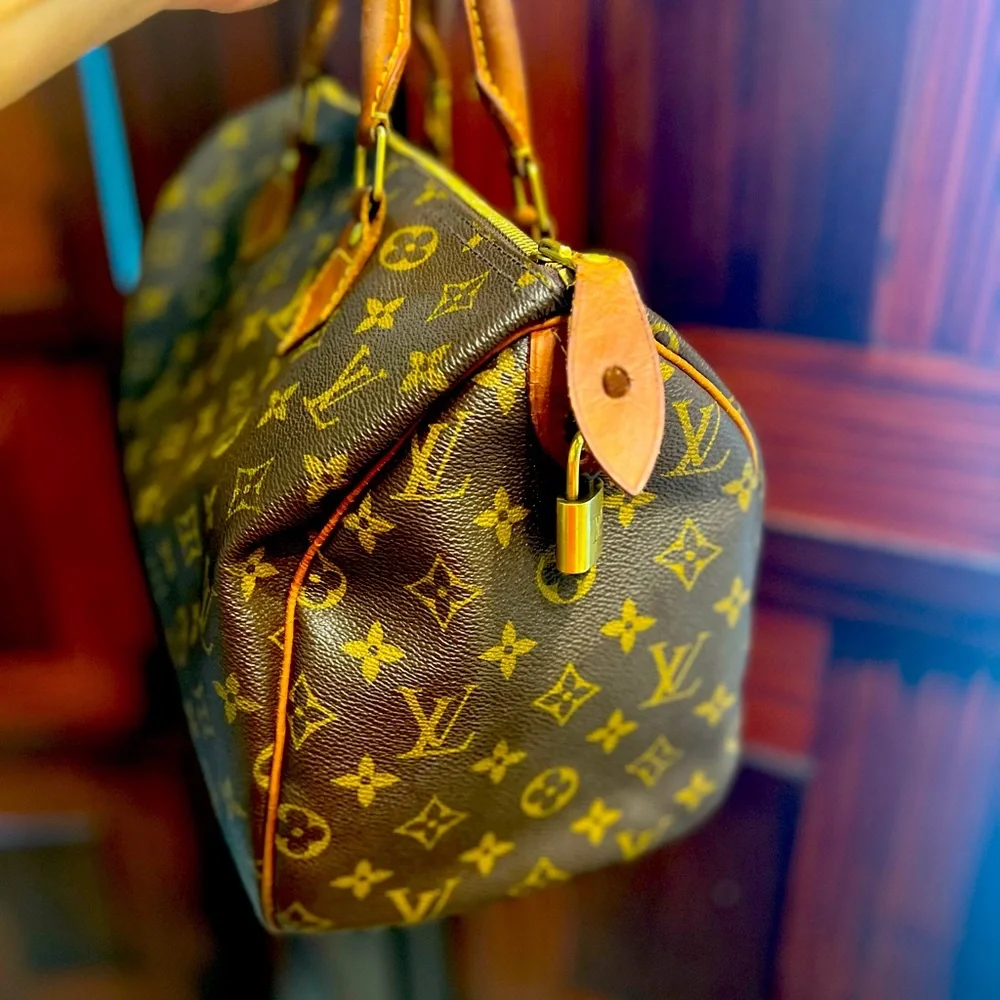 LV Speedy 30 - Picture 5 of 10
